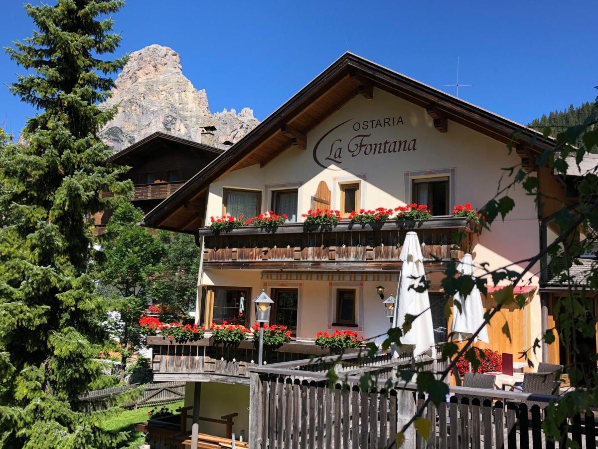 Hotel Ostaria La Fontana Corvara In Badia Exterior foto