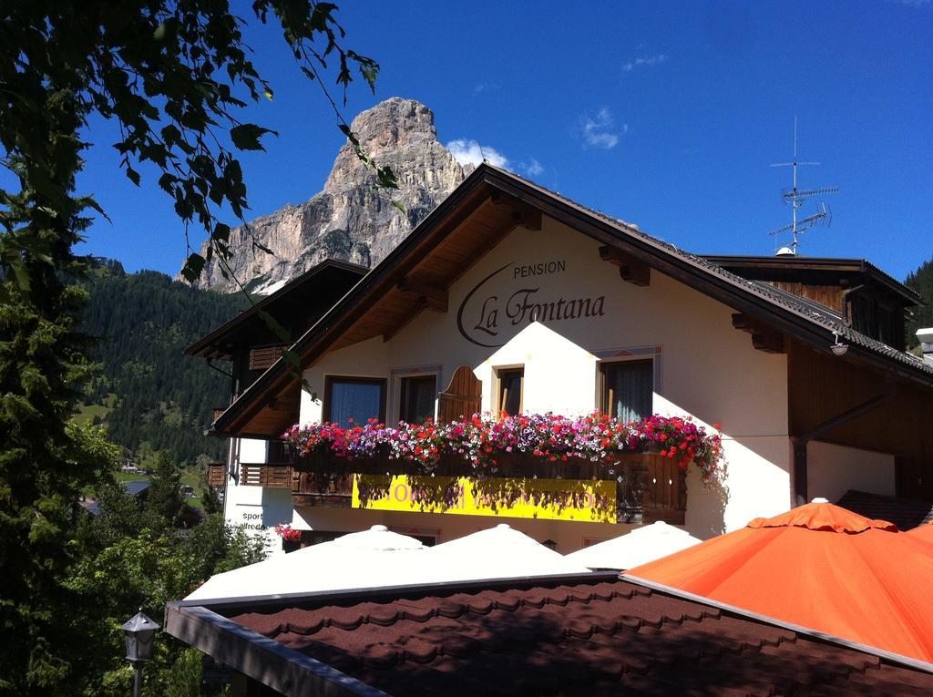 Hotel Ostaria La Fontana Corvara In Badia Exterior foto